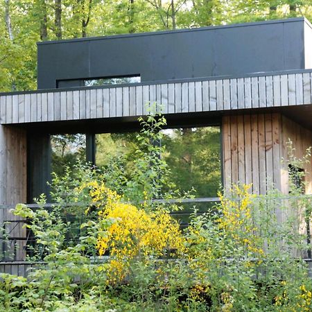 Forest Cube Oignies Екстериор снимка