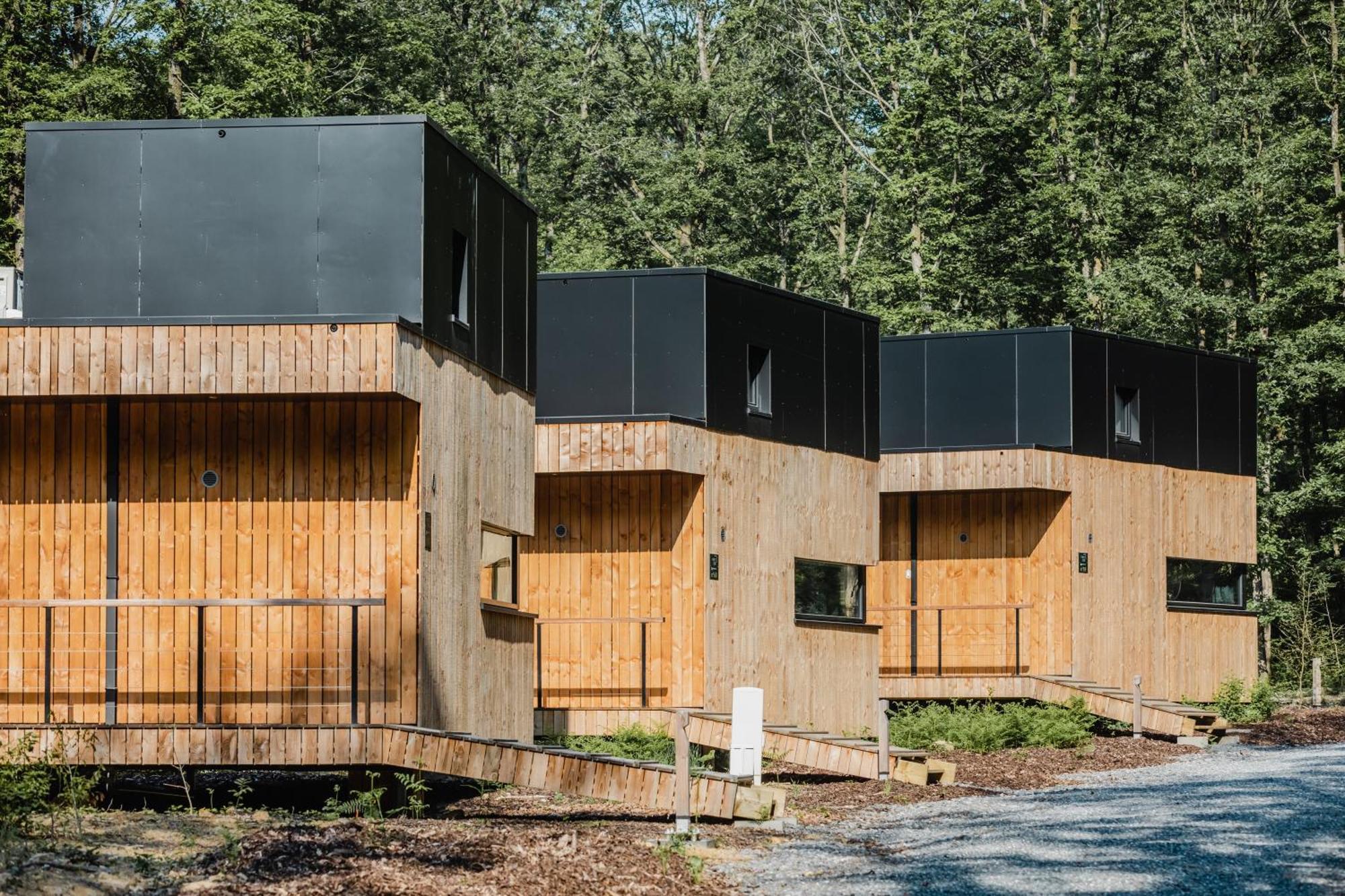 Forest Cube Oignies Екстериор снимка